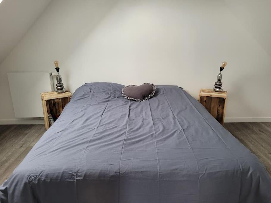 Appartement Proche Circuit Change  Bagian luar foto