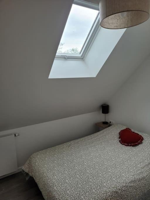 Appartement Proche Circuit Change  Bagian luar foto