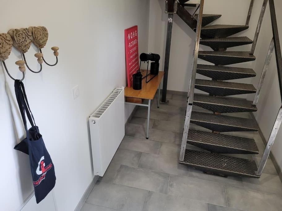 Appartement Proche Circuit Change  Bagian luar foto